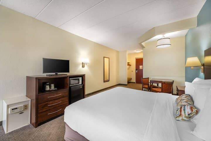 Room 14 of 31